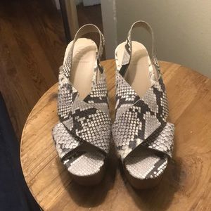 Tory Burch wedges size 7 - NEVER WORN